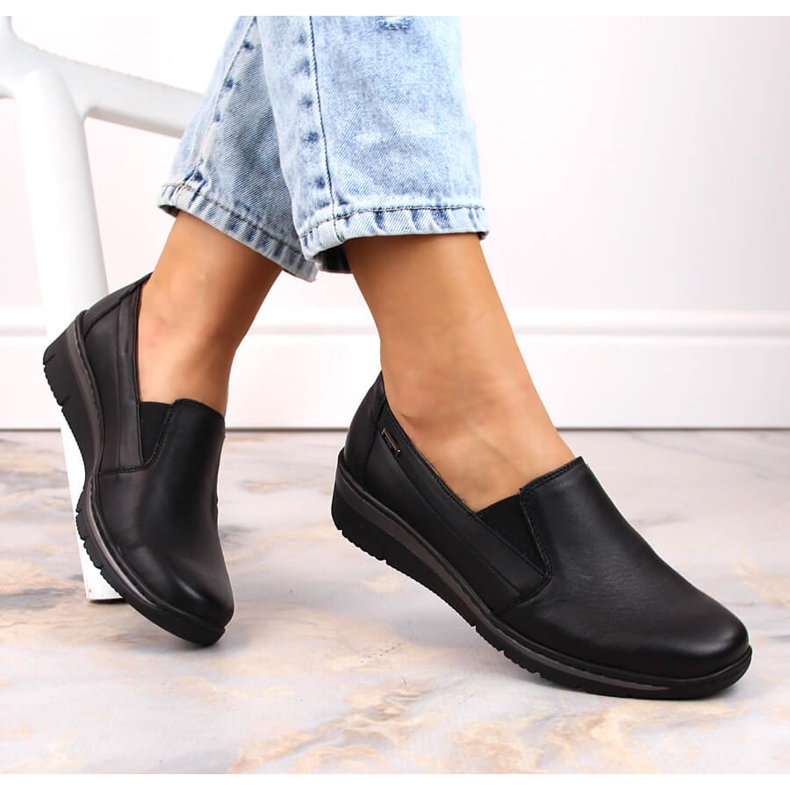 Kožne ženske cipele, slip-on crne Helios 350 crna 2
