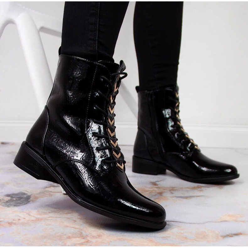 Ženske izolirane čizme lakirane crne Jezzi ASA62-91 crno 2