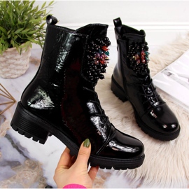 Ženske čizme s perlama, izolirane, lak crne Jezzi RMR2071-15 crno 2