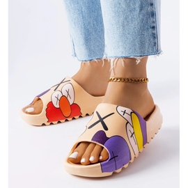 Tamno bež japanke s Lindale printom 1