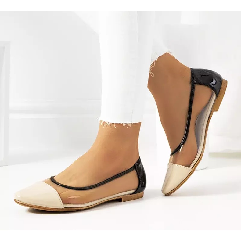 Bež prozirne Pastella balerinke bezbojan crno 2