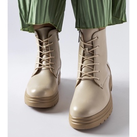 Bež izolirane planinarske čizme iz Vinceze 1