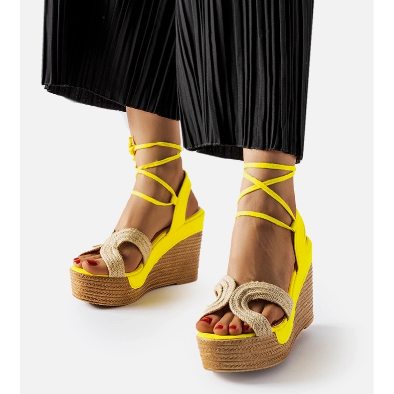 Žute espadrile s Berta klinovima bež 1