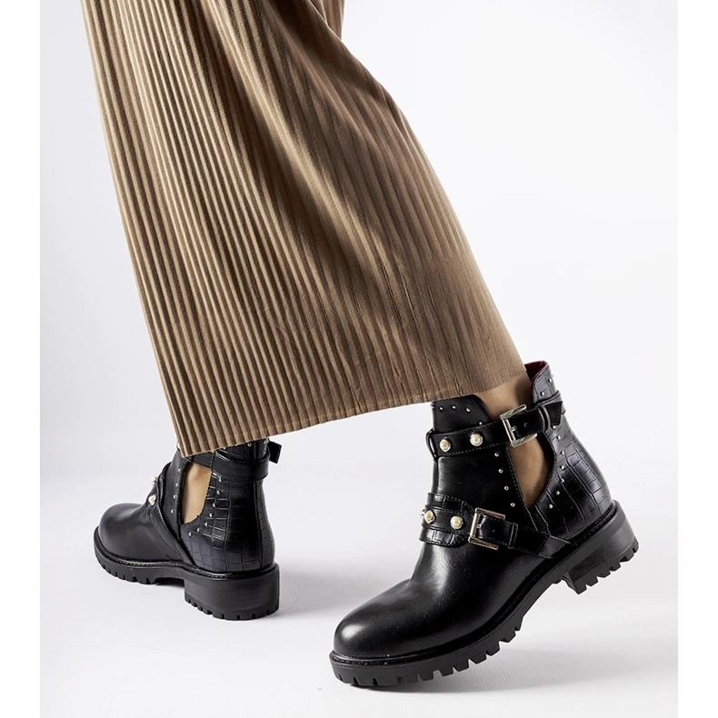 Crne gležnjače s izrezom i Asker biserima crna 2