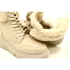 Ženske čizme Caprice s krznom 9-26220-41 144 bež 5