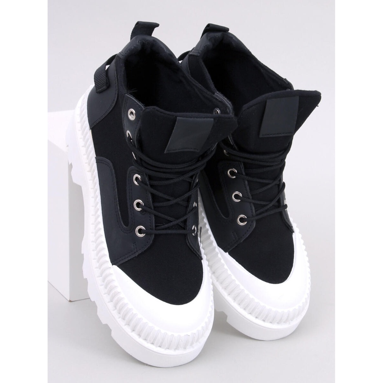 Tinli crne gležnjače crno 1