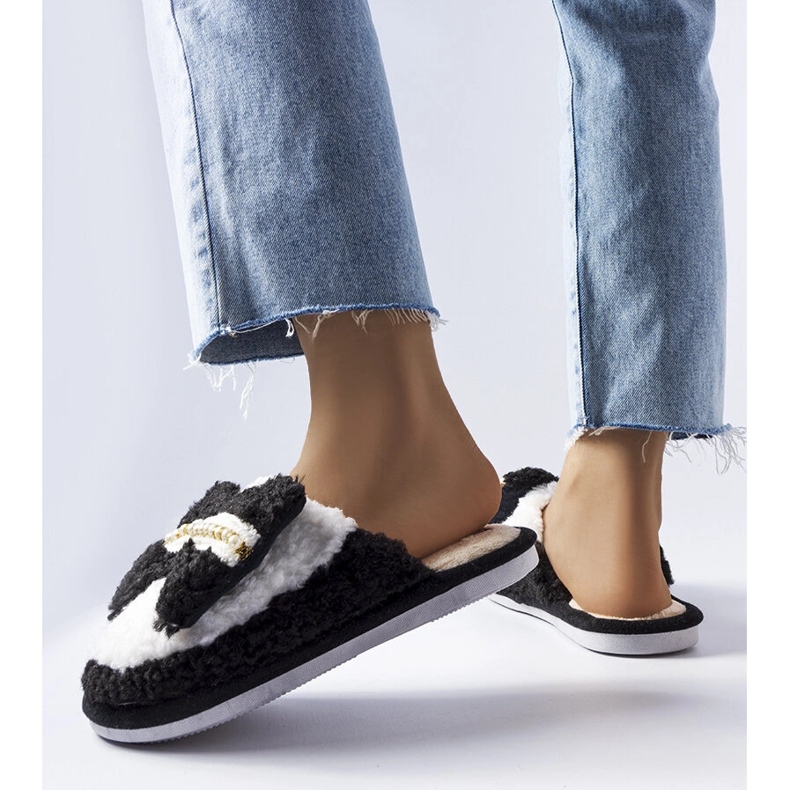 Crno-bijele papuče s mašnom 2