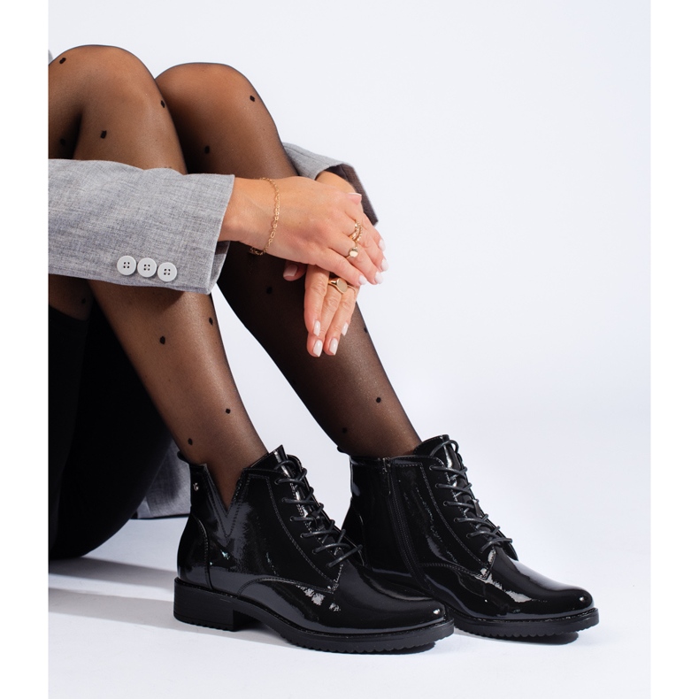 Vinceza lakirane crne gležnjače na vezanje crna 2