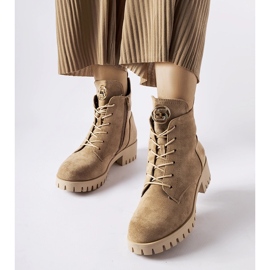 Bež izolirane Noha čizme od eko antilop kože 1