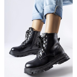 Crne gležnjače Myers crno 1