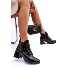 Niske lakirane gležnjače na vezanje S.Barski MR870-66 crne crno 2