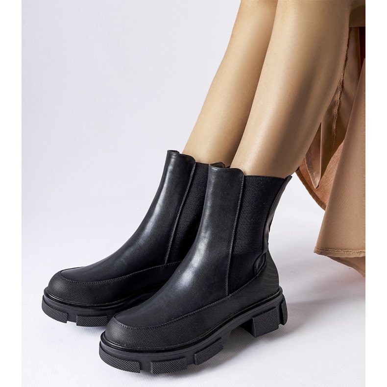 Crne gležnjače s elastičnim gornjištem marke Faisal crno 1