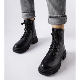 Crni klasični Berto radnici crna 1