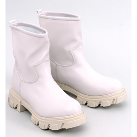 Gležnjače Grants Beige s debelim potplatom bež 1