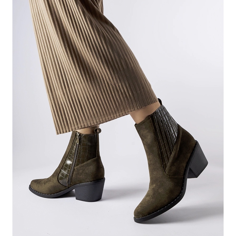 Zelene gležnjače od eko antilop kože s niskom petom Sovere zelena 1