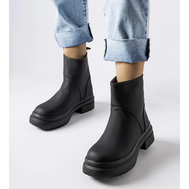 Crne gumene izolirane Clotilde čizme crno 1