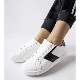 Bijele tenisice s crnim Rizzo umetcima bijela 2