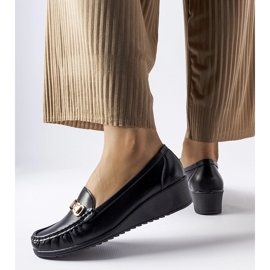 Crne Lerino mokasine s klinastim kopčama crna 1