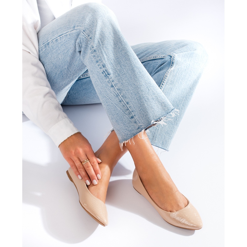 Bež ženske balerinke Shelovet 1