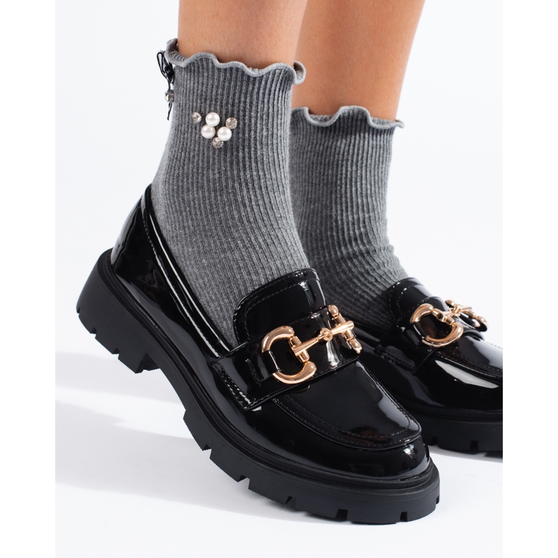 Lakirane crne natikače sa zlatnom Shelovet kopčom crna 2