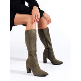Tamnozelene ženske čizme na špic Shelovet zelena 1
