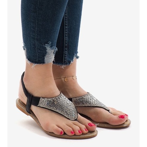 Crne sandale ukrašene B-935 crno 2