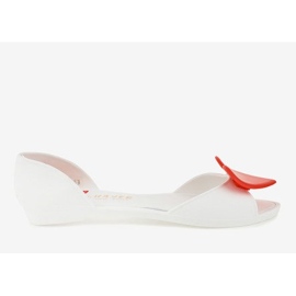 Gumene balerinke od bijele melisse sa srcem KM121-15 bijela 1