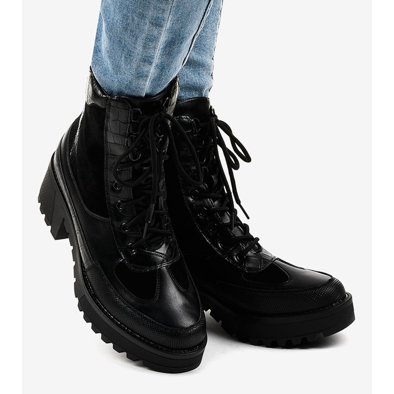 Crne kožne čizme od antilopa G-7646 crno 1