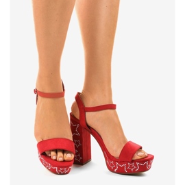 Crvene sandale na stupu od antilopa 99435-4 crvena 1