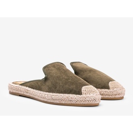 Zelene japanke s izgrađenim Kinshasa prednjim dijelom zelena 1