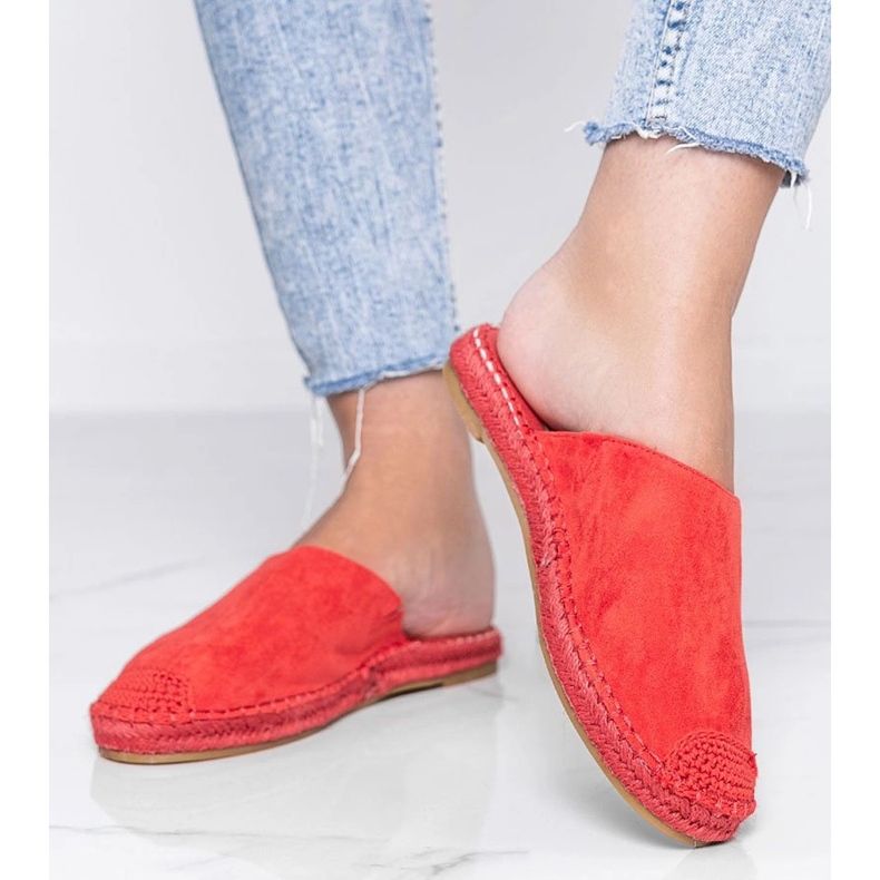 Venusini crveni zalisci crvena 1