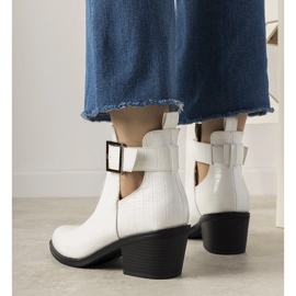 Bijele gležnjače s Moderniso izrezima bijela 1