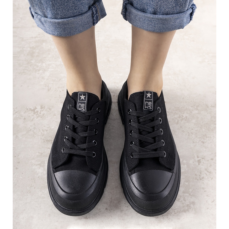 Crne tenisice na debelom potplatu Beat crna 1