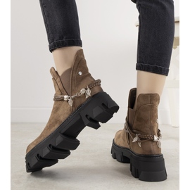 Smeđe čizme s neustrašivom narukvicom smeđa 1