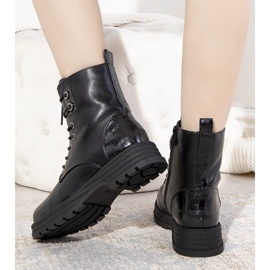 Crne izolirane čizme na visokom Dora potplatu crno 1