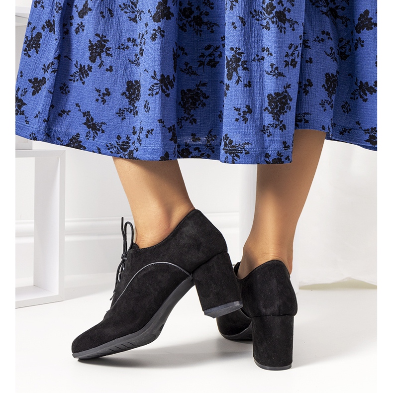 Crne cipele na Bird postu crna 2