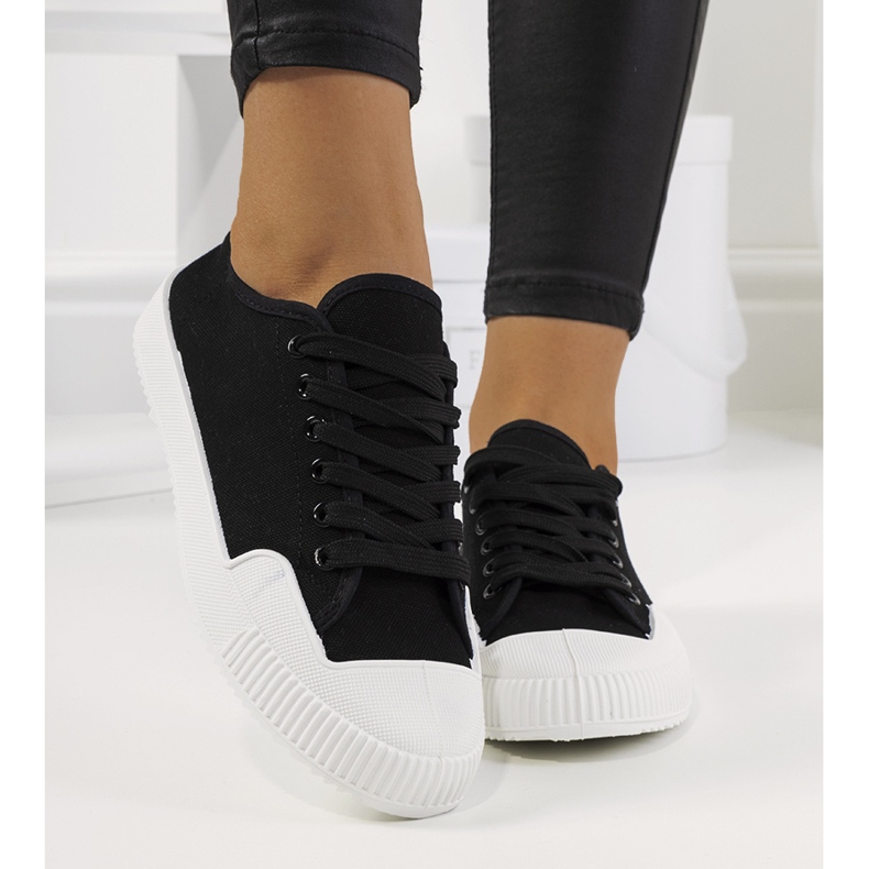 Rivas ženske crne tenisice crno 1