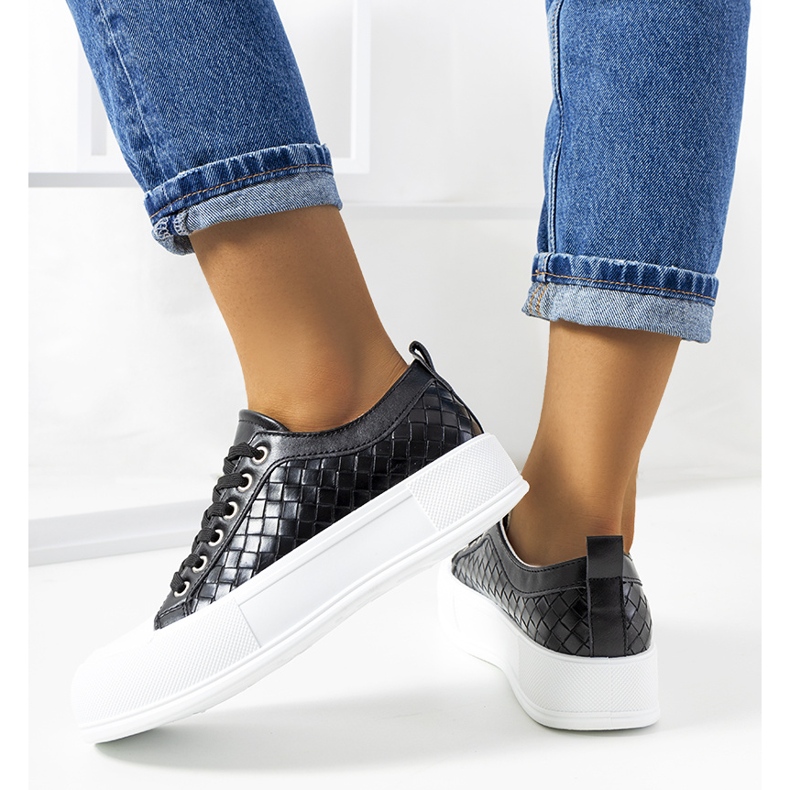 Crne tenisice na debelom Luther potplatu crno 1