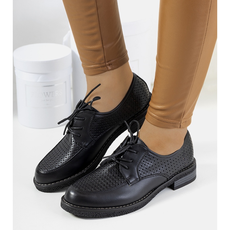 Edda crne ažurne oxford cipele crna 1