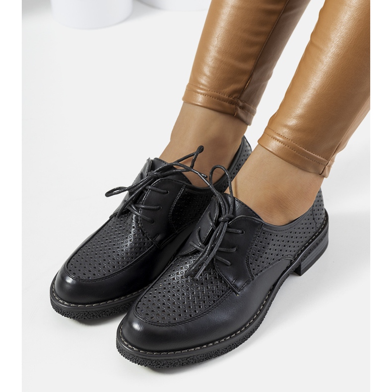 Edda crne ažurne oxford cipele crno 2