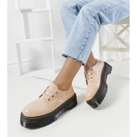 Bež cipele s visokim Hooper potplatom 1