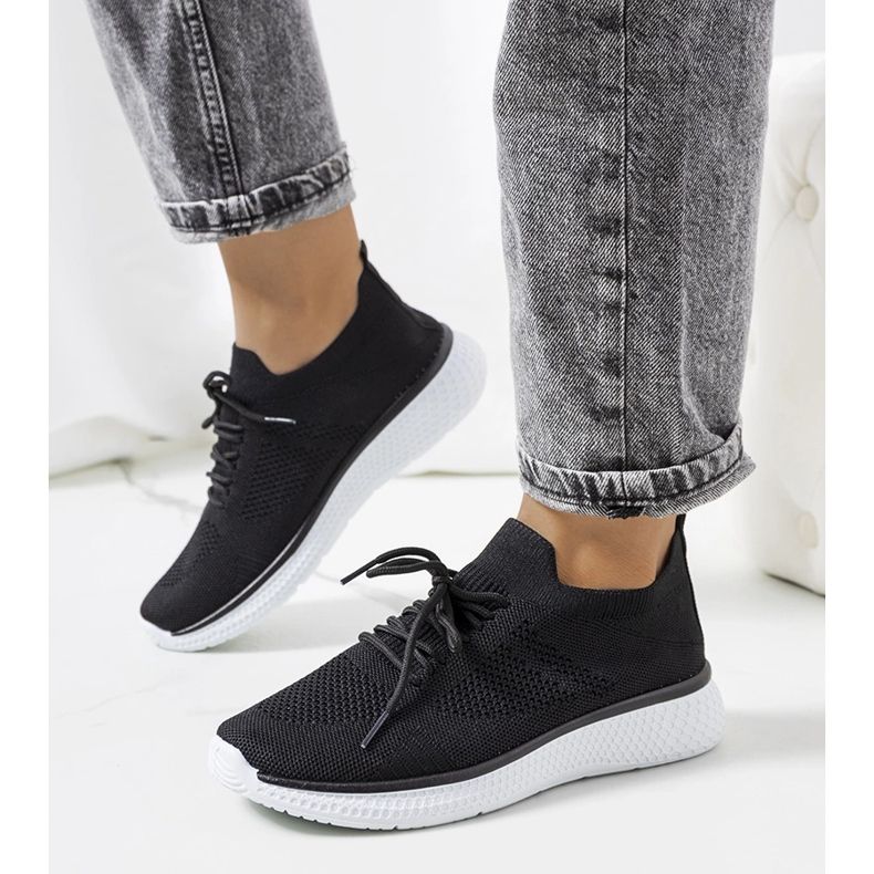 Michaelove crne sportske tenisice crna 1