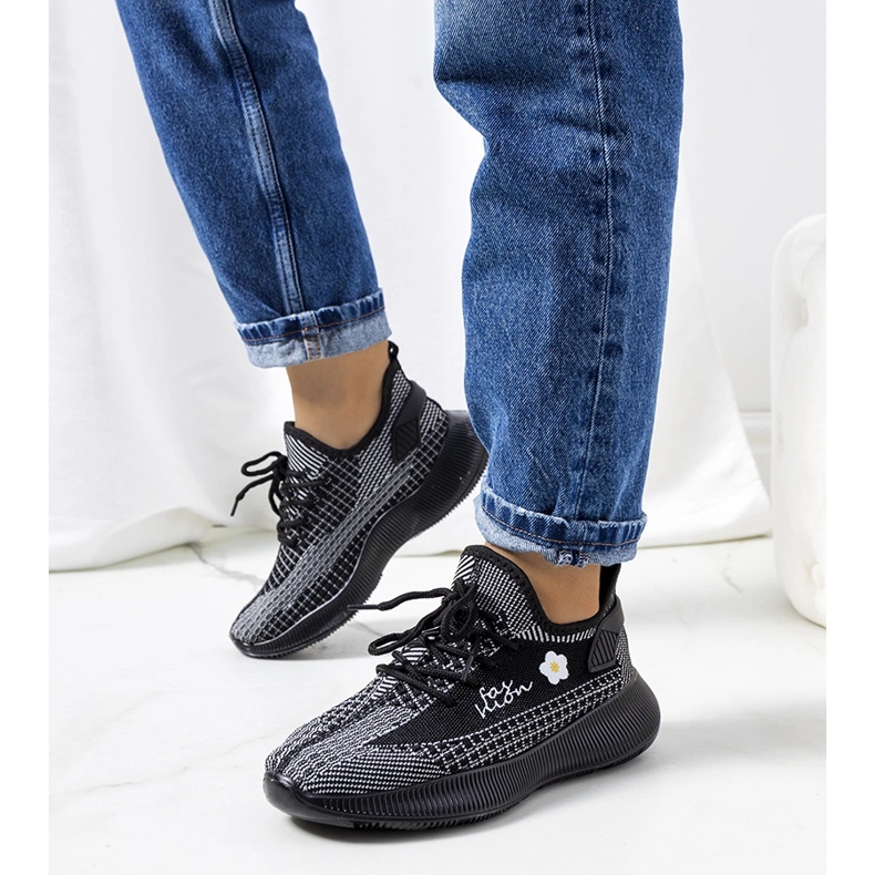 Crne ženske sportske tenisice Molema crna 1