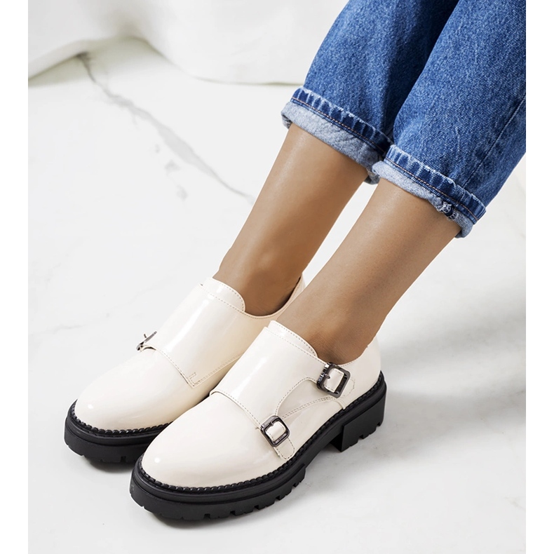 Cipele Valks lakirane bež boje 1