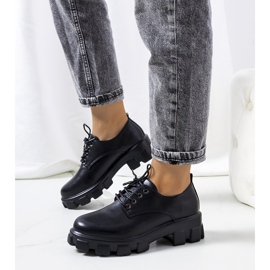 Crne cipele na traktorskom potplatu Chedi crna 1