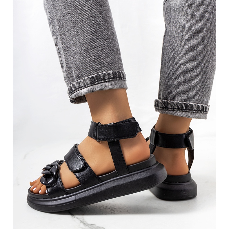 Crne sandale na Zepps platformi crna 1