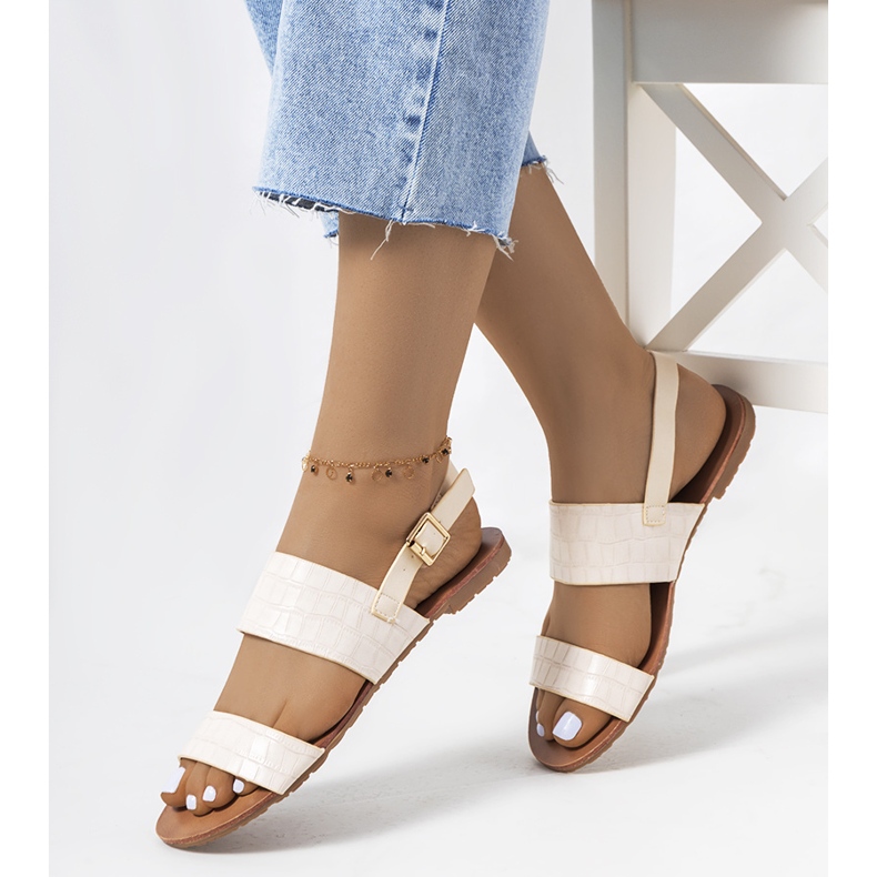 Bež ženske sandale iz Chinna 1