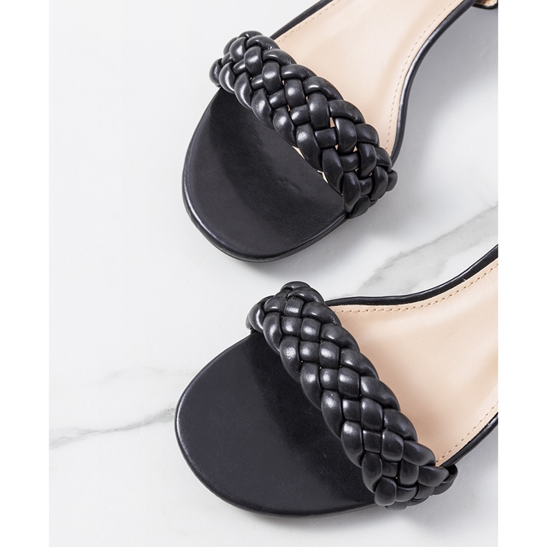 Crne sandale na Margo postu crna 1