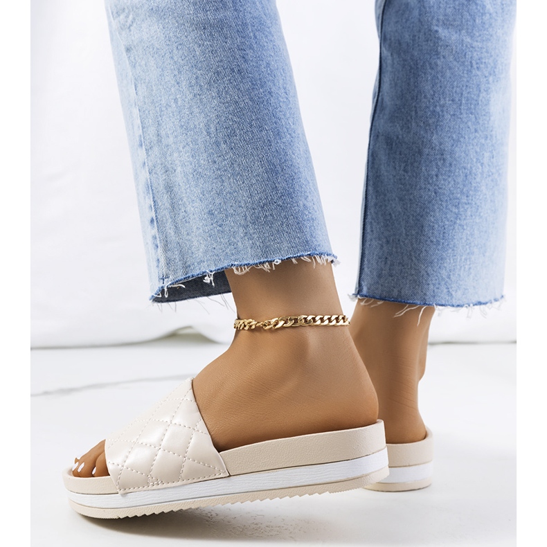 Bež Hassell prošivene papuče 2