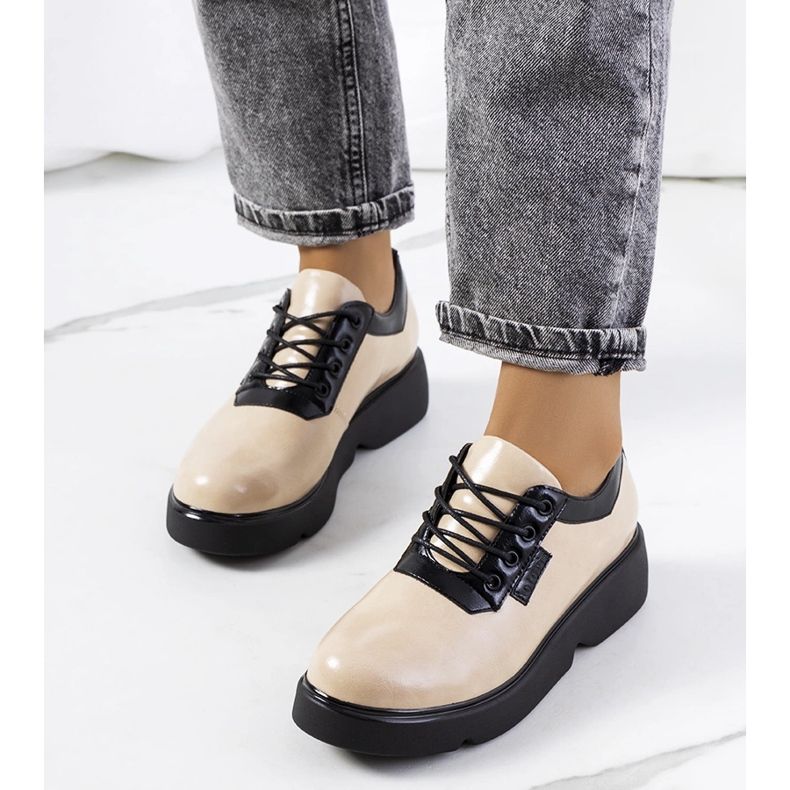 Bež cipele iz Parrama 1